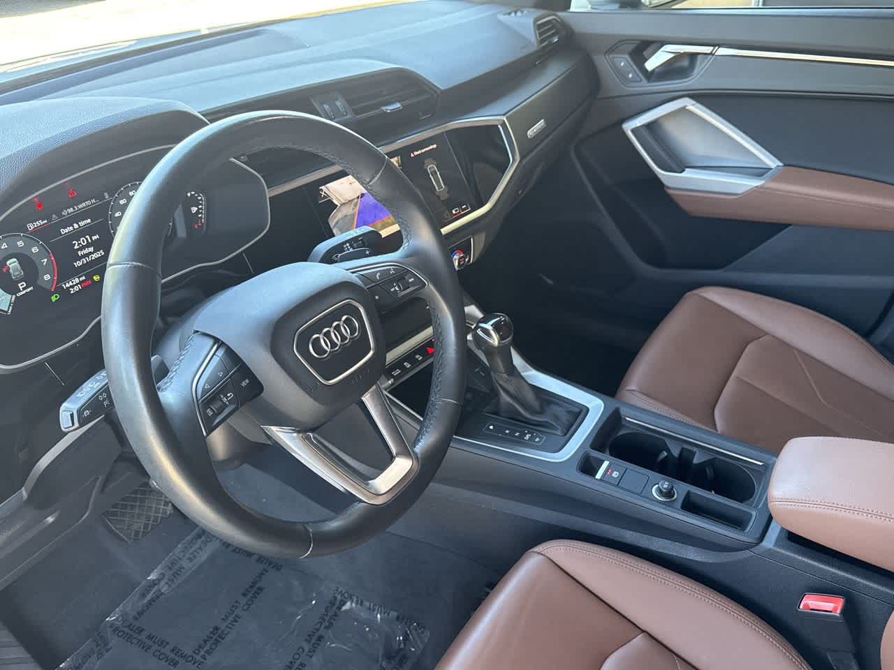 Thumbnail: 2024 Audi Q3 - 13