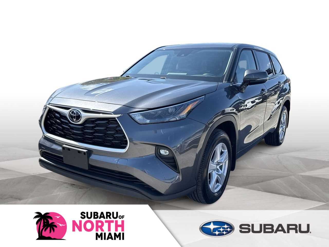 2022 Toyota Highlander LE -
                  Miami, FL