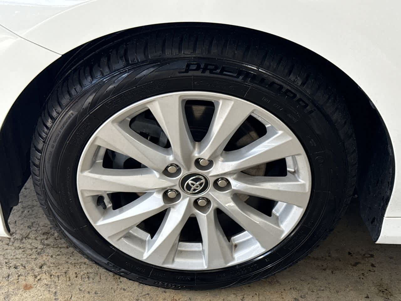 Thumbnail: 2020 Toyota Camry - 11