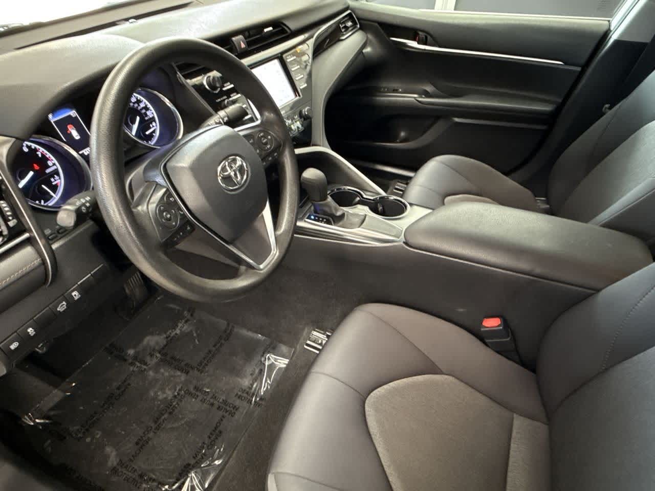 Thumbnail: 2020 Toyota Camry - 13
