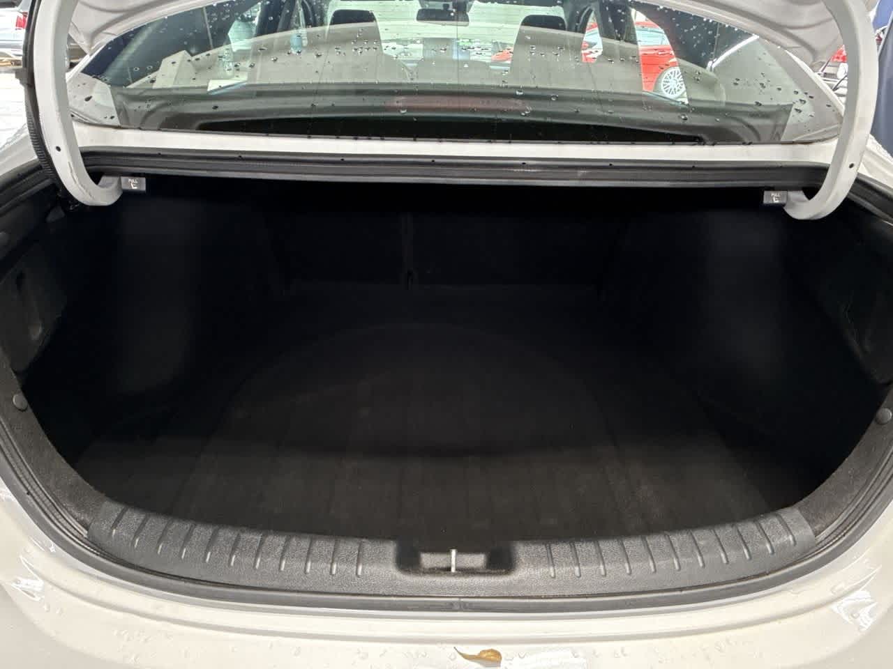Thumbnail: 2024 Kia Forte - 25
