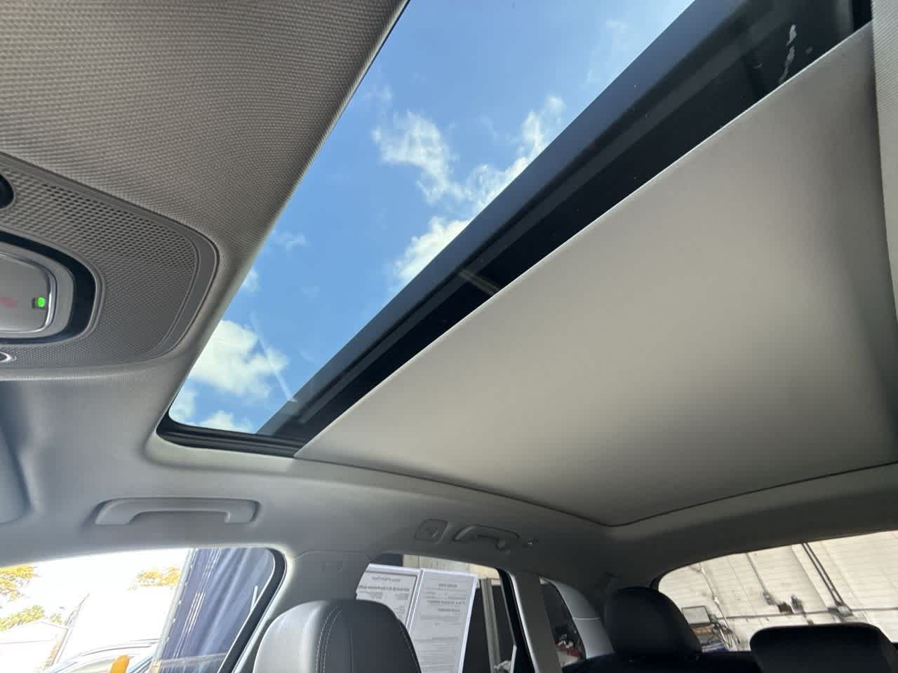 Thumbnail: 2023 Audi Q5 - 17