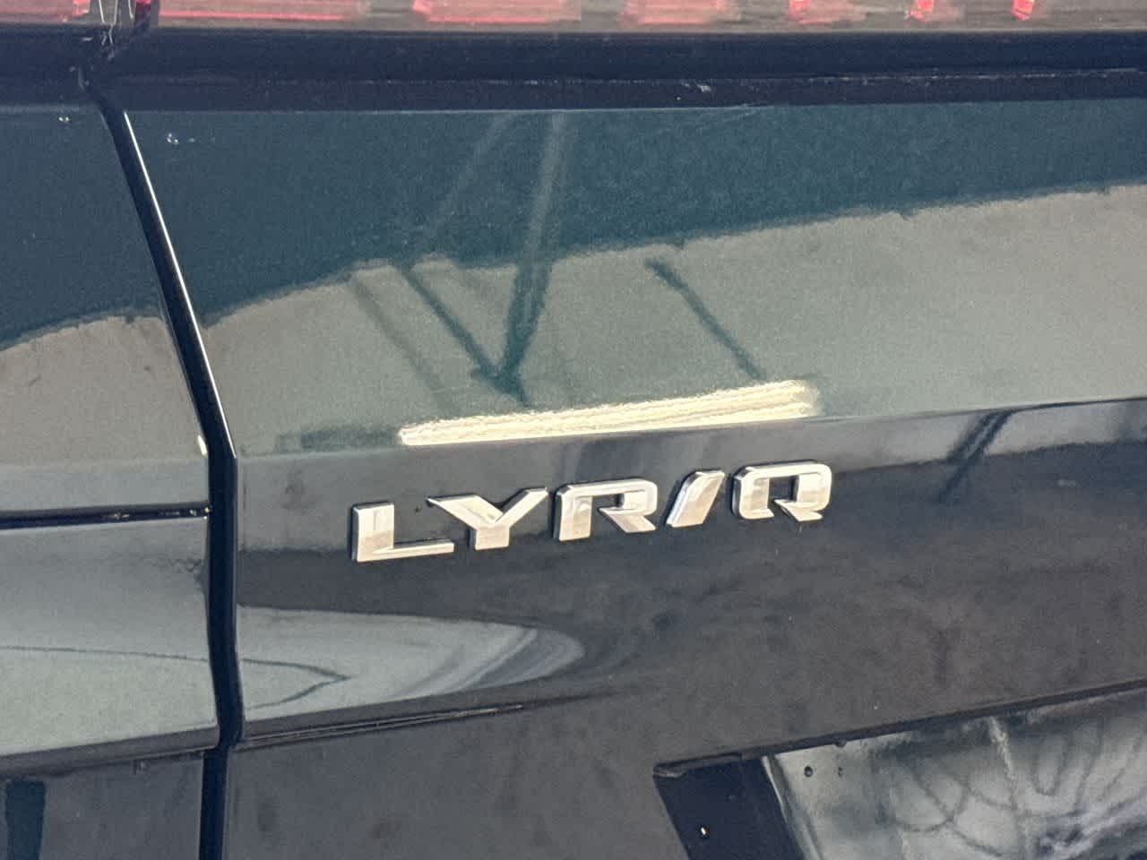 Thumbnail: 2024 Cadillac Lyriq - 10