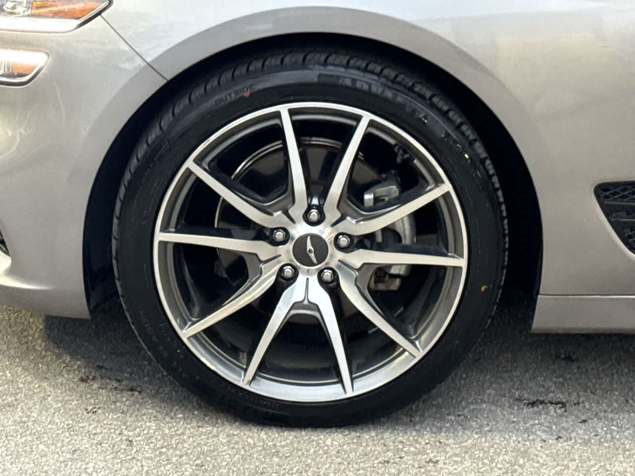 Thumbnail: 2023 Genesis G70 - 11