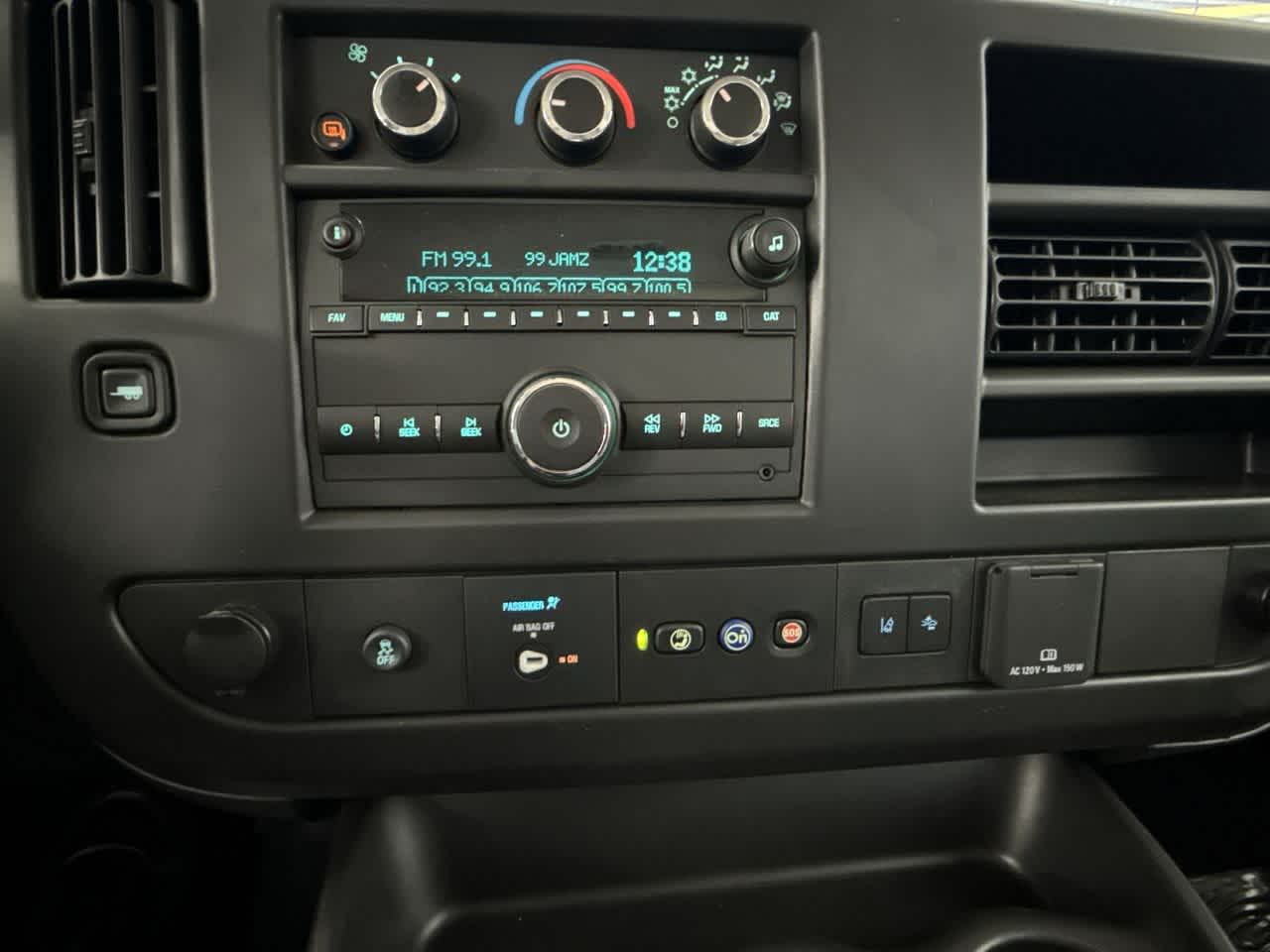 Thumbnail: 2024 Chevrolet Express - 18