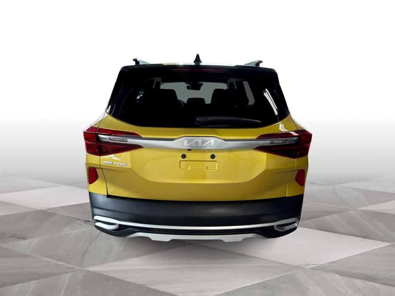 Thumbnail: 2023 Kia Seltos - 7