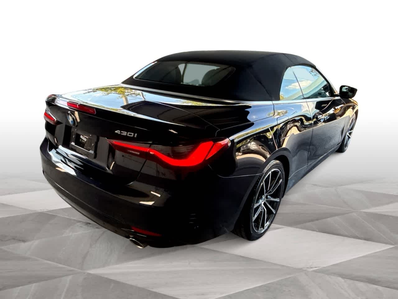Thumbnail: 2025 BMW 4 Series - 8