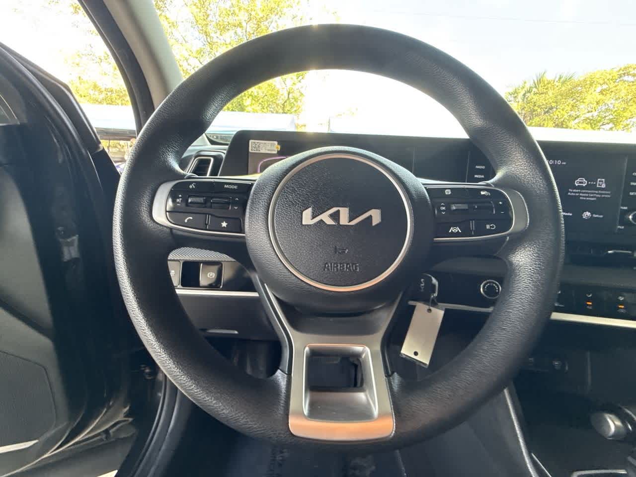 Thumbnail: 2023 Kia Sportage - 15