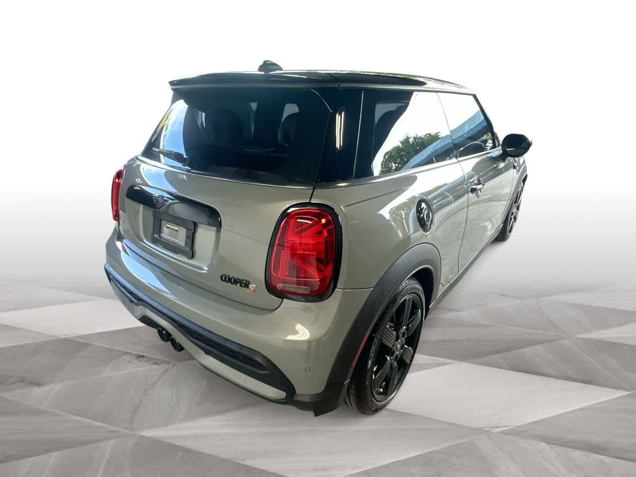 Thumbnail: 2023 MINI Cooper Hardtop - 8