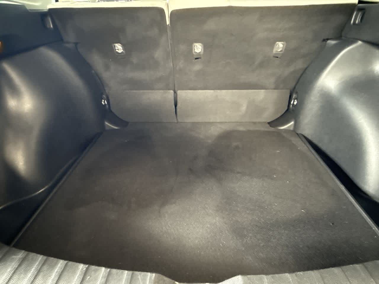 Thumbnail: 2022 Toyota Corolla Cross - 25