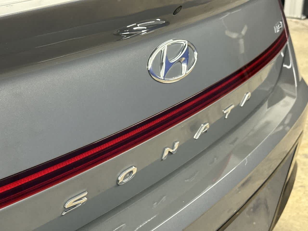 Thumbnail: 2022 Hyundai Sonata - 10