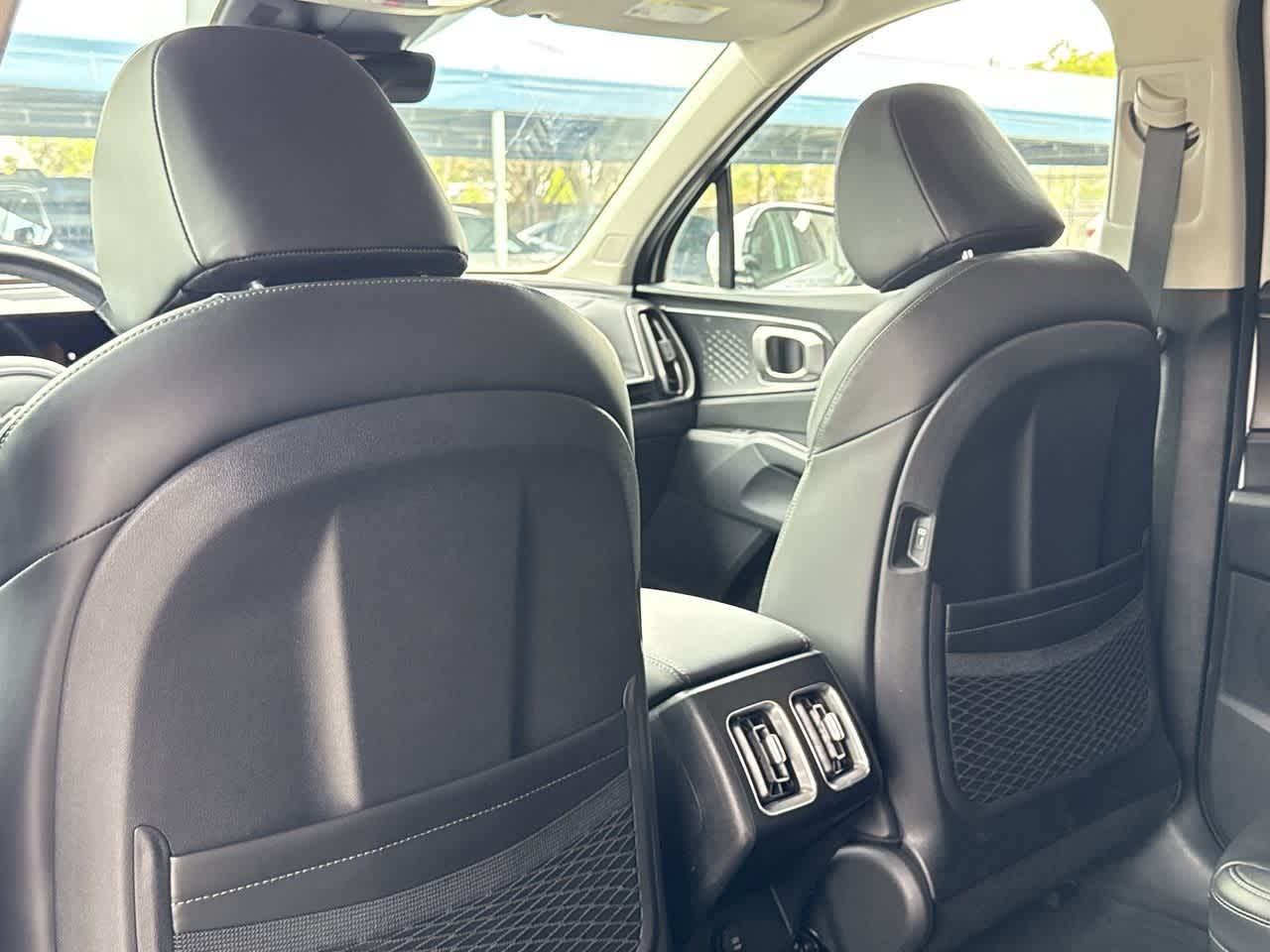 Thumbnail: 2025 Kia Sorento - 23