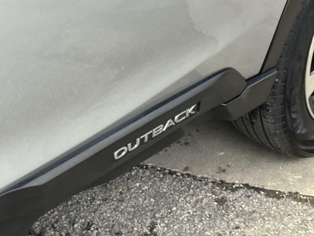 Thumbnail: 2023 Subaru Outback - 10