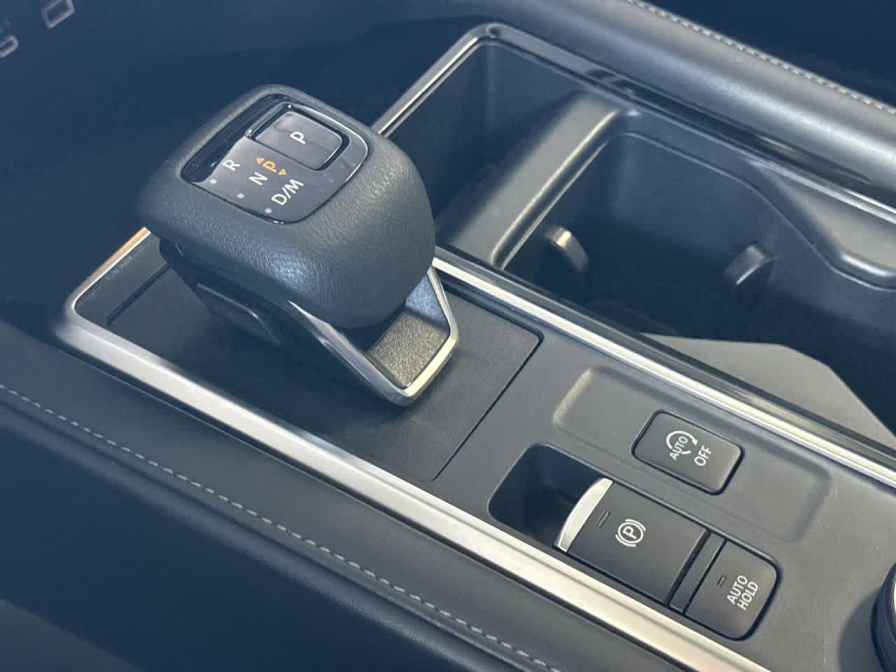 Thumbnail: 2024 Nissan Pathfinder - 21