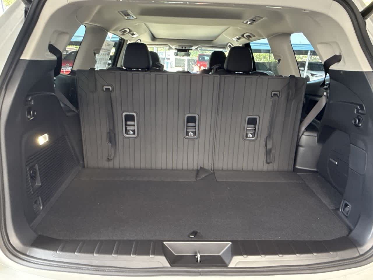 Thumbnail: 2025 Subaru Ascent - 25