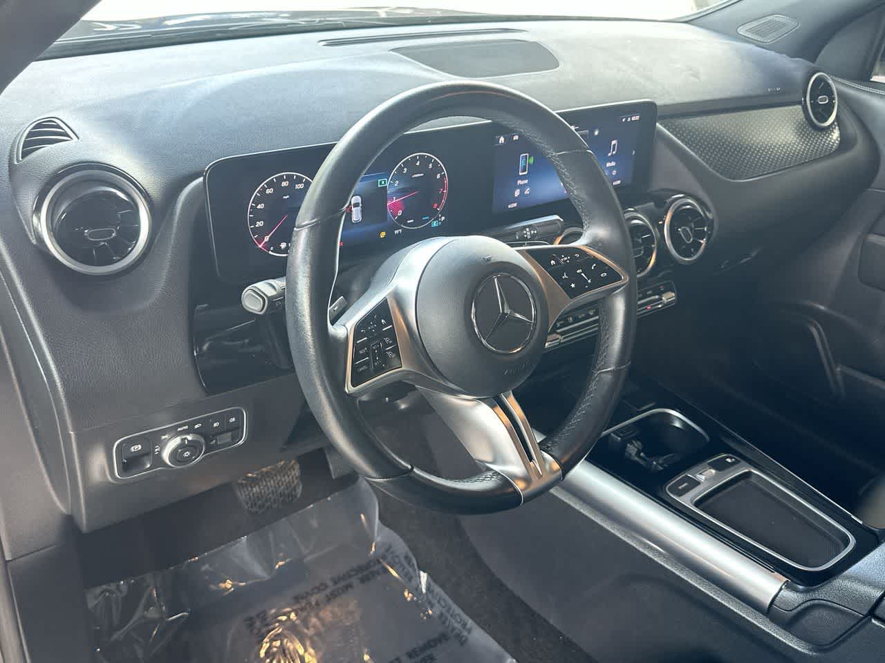 Thumbnail: 2025 Mercedes-Benz GLA - 13