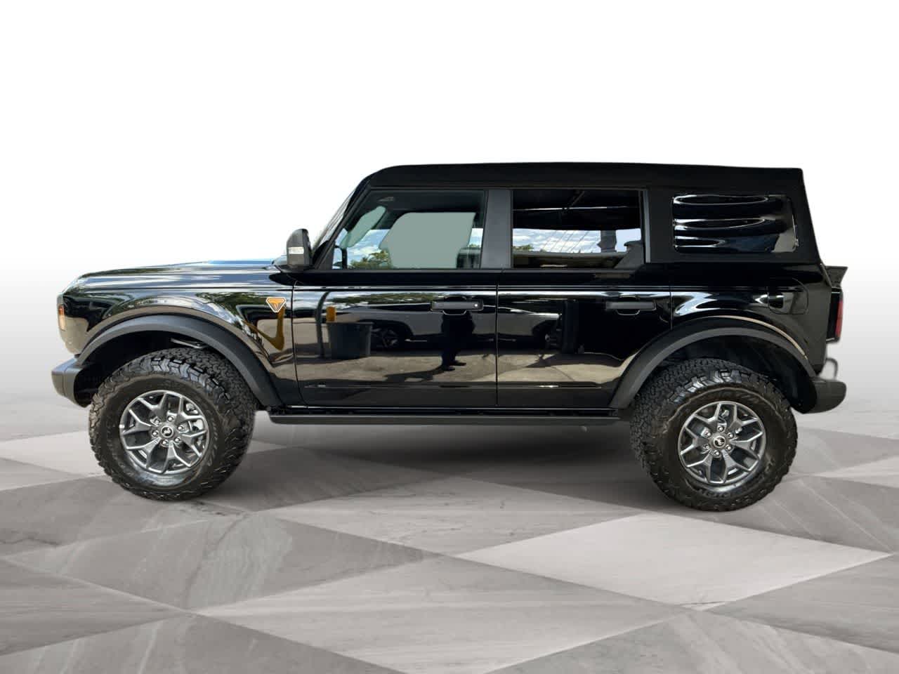 Thumbnail: 2025 Ford Bronco - 5