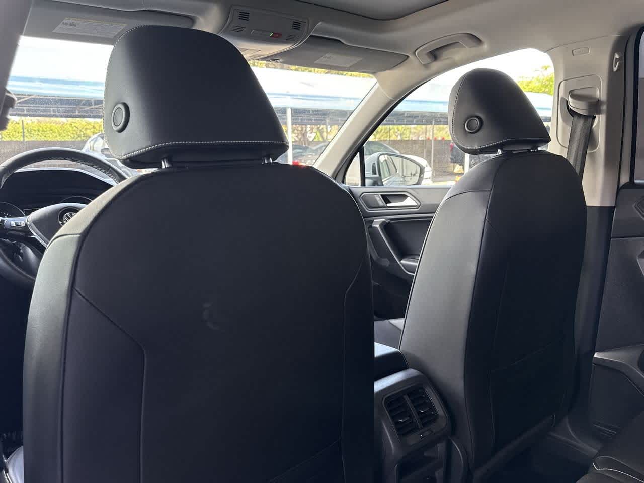 Thumbnail: 2021 Volkswagen Tiguan - 23