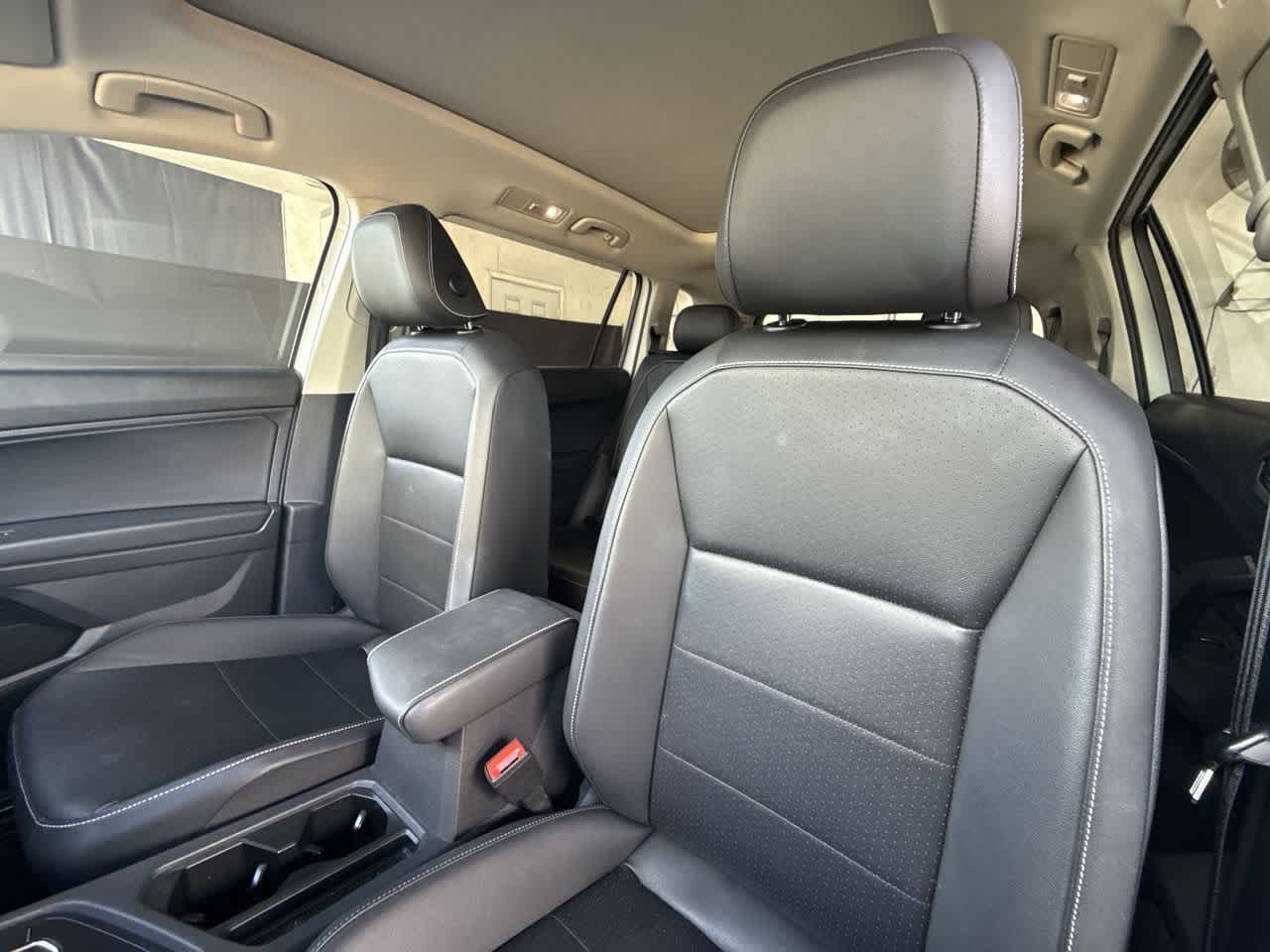 Thumbnail: 2021 Volkswagen Tiguan - 14