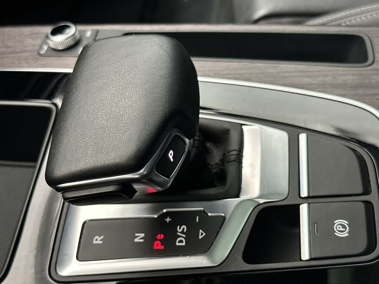 Thumbnail: 2024 Audi Q5 - 21