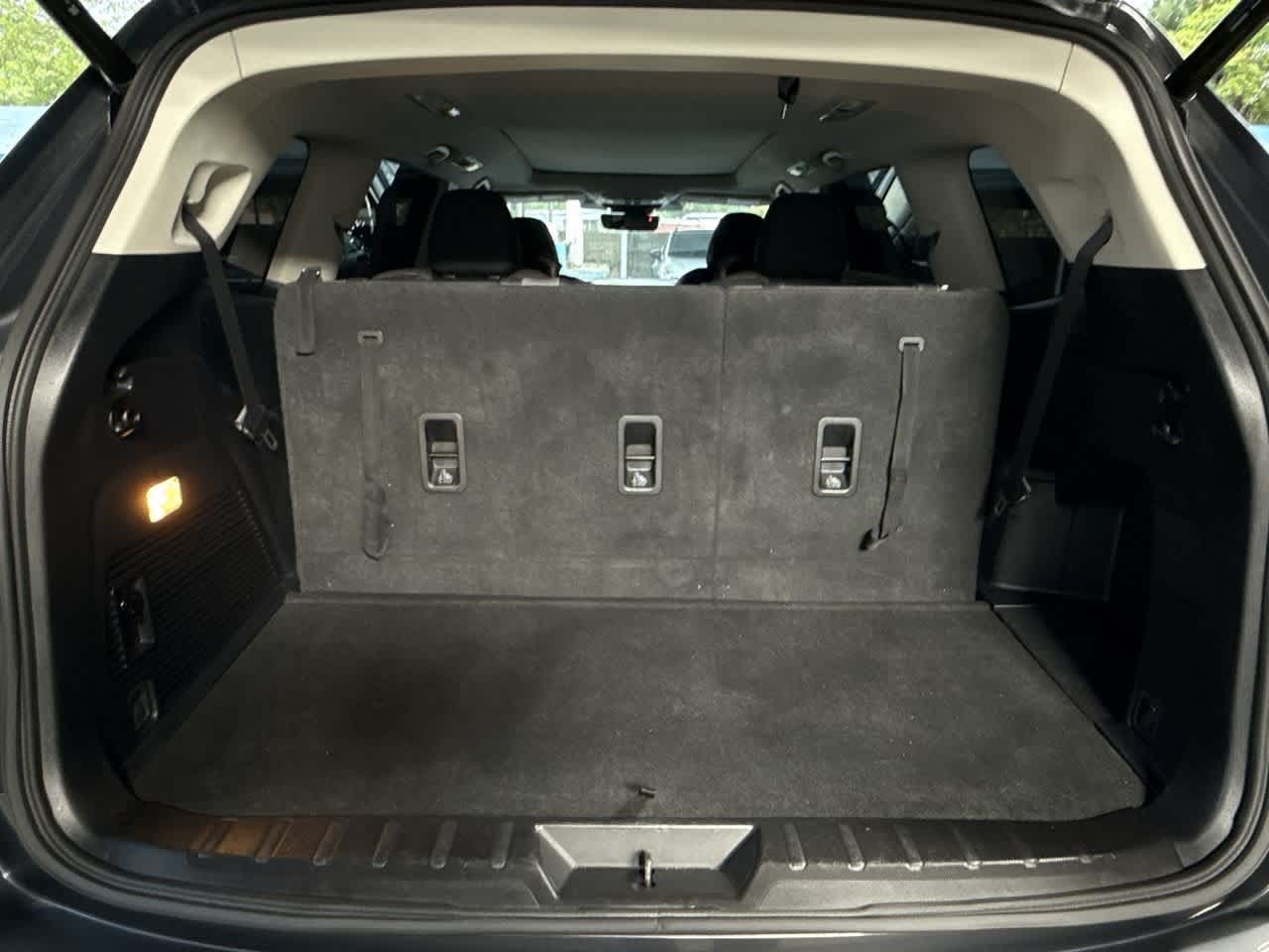 Thumbnail: 2023 Subaru Ascent - 25