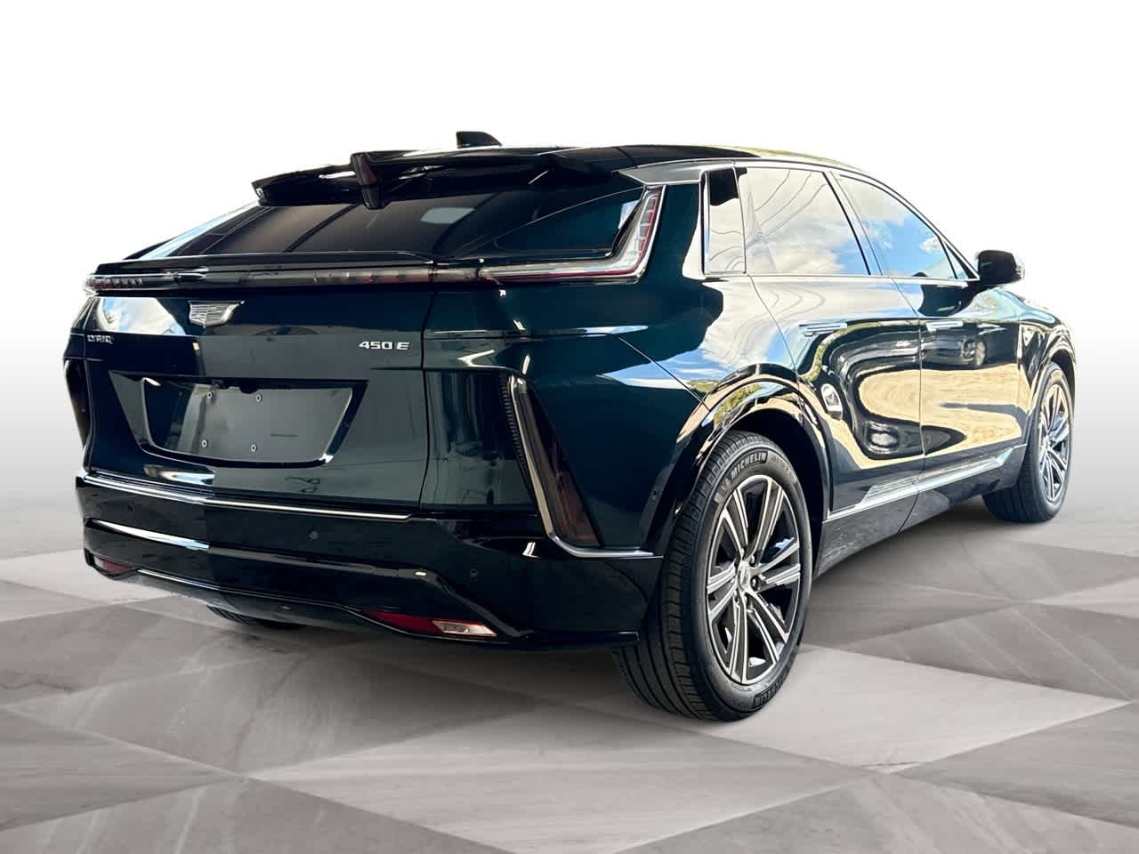 Thumbnail: 2024 Cadillac Lyriq - 8