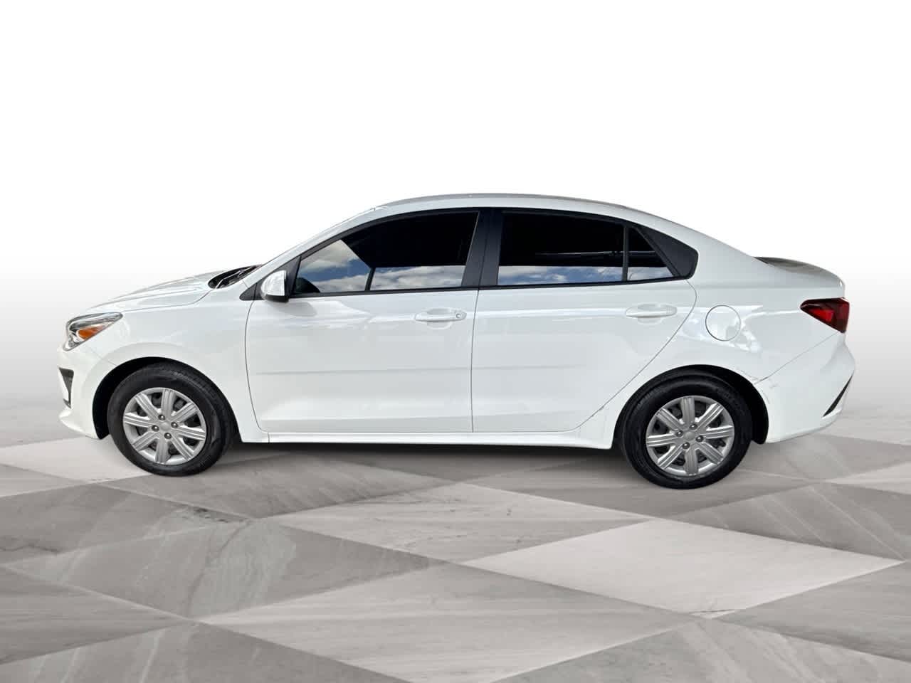 Thumbnail: 2023 Kia Rio - 5