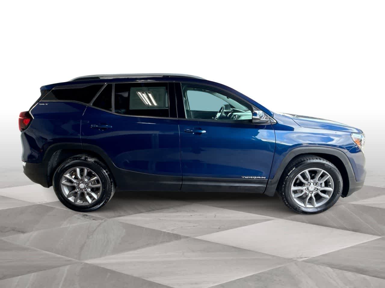 Thumbnail: 2023 GMC Terrain - 9