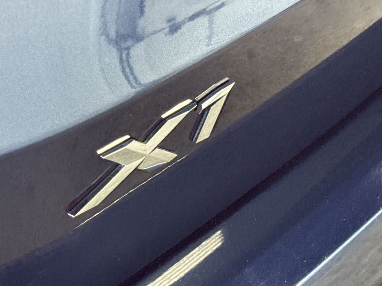 Thumbnail: 2025 BMW X1 - 10