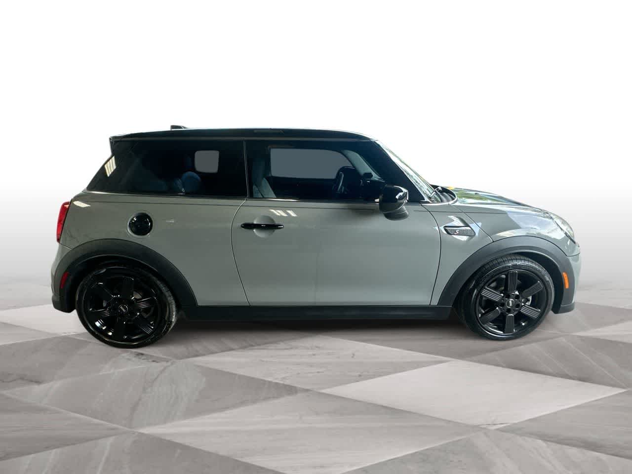 Thumbnail: 2023 MINI Cooper Hardtop - 9