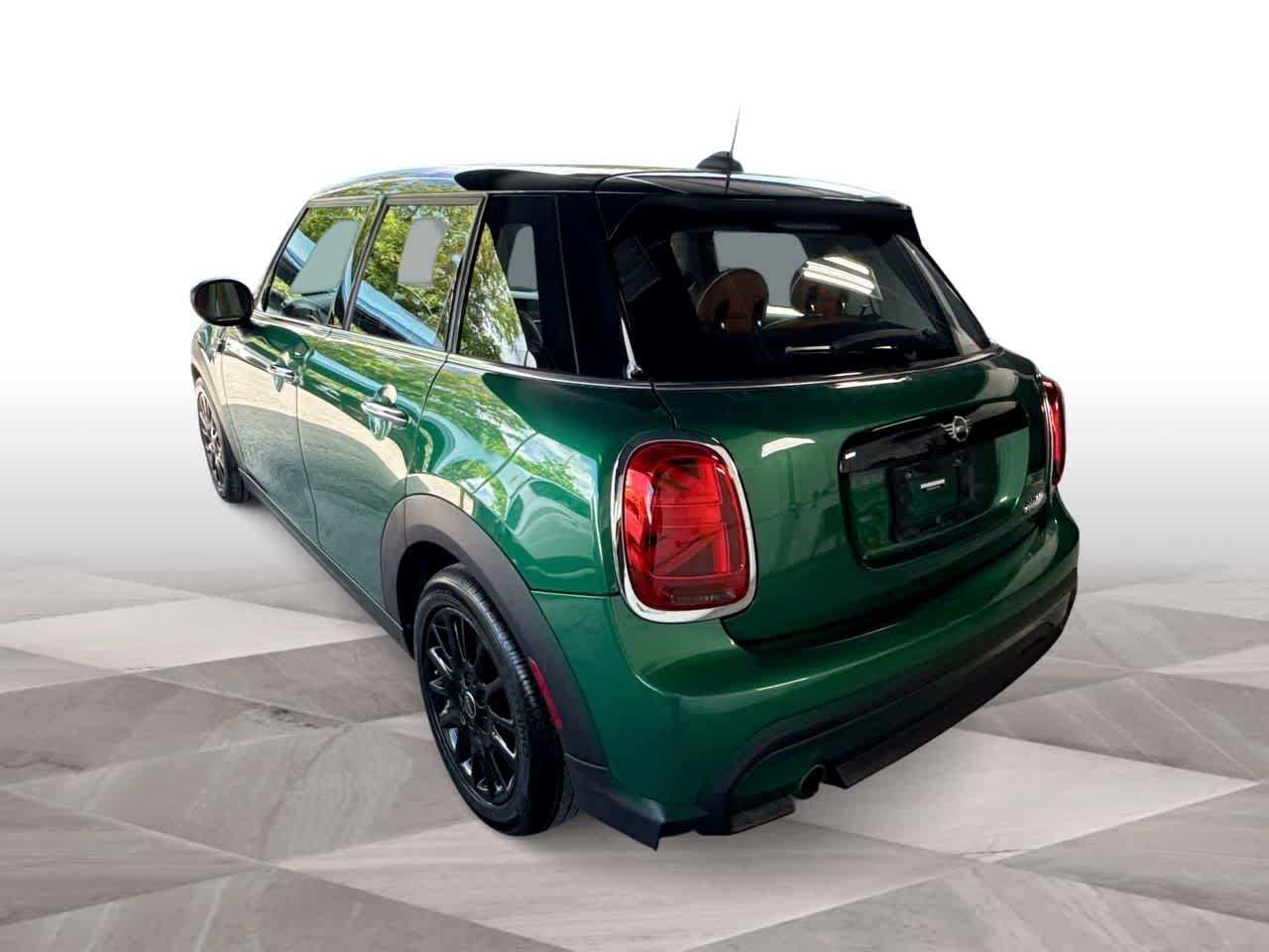 Thumbnail: 2023 MINI Cooper Hardtop - 6