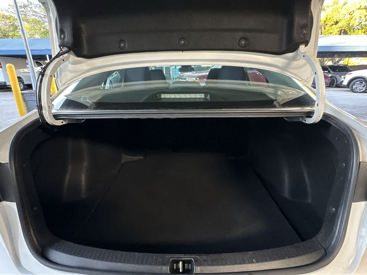 Thumbnail: 2021 Toyota Corolla - 25