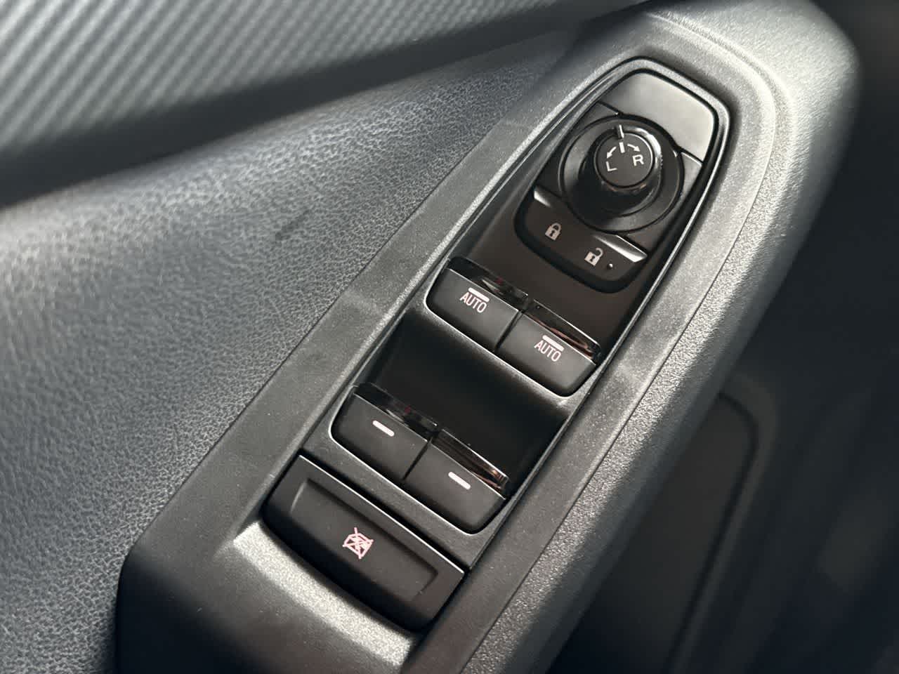 Thumbnail: 2025 Subaru Crosstrek - 17