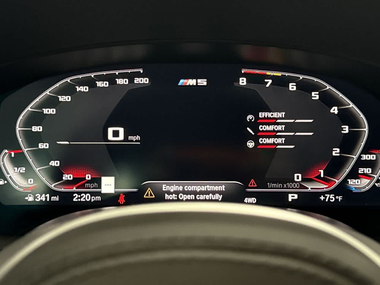 Thumbnail: 2022 BMW M5 - 16