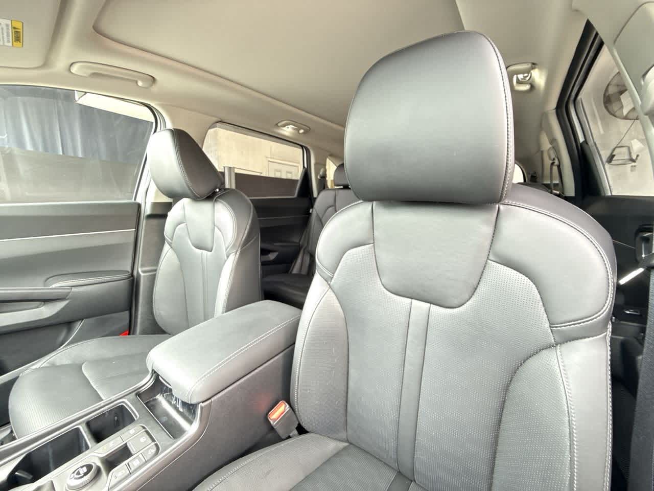 Thumbnail: 2025 Kia Sorento - 14