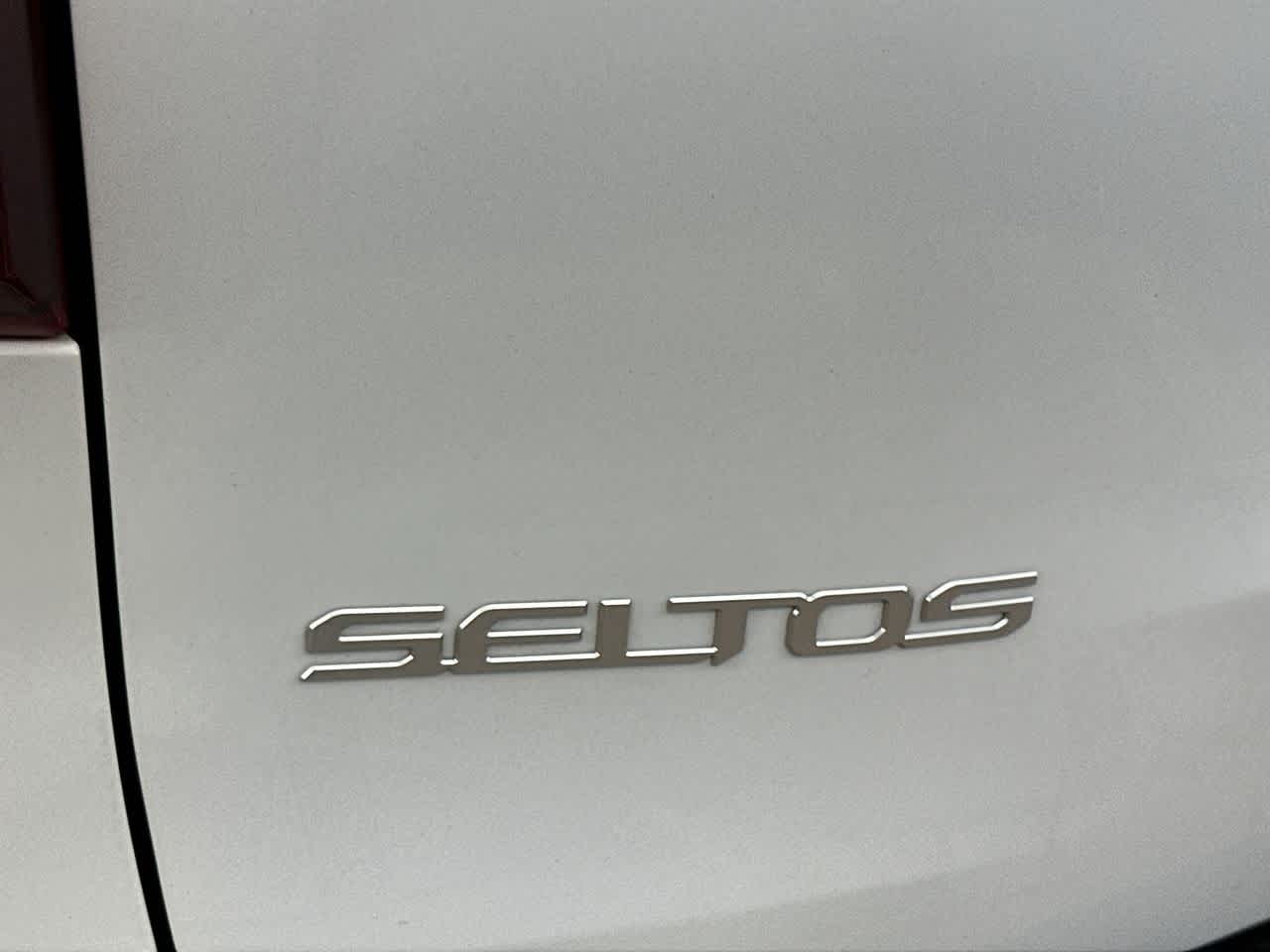Thumbnail: 2024 Kia Seltos - 10