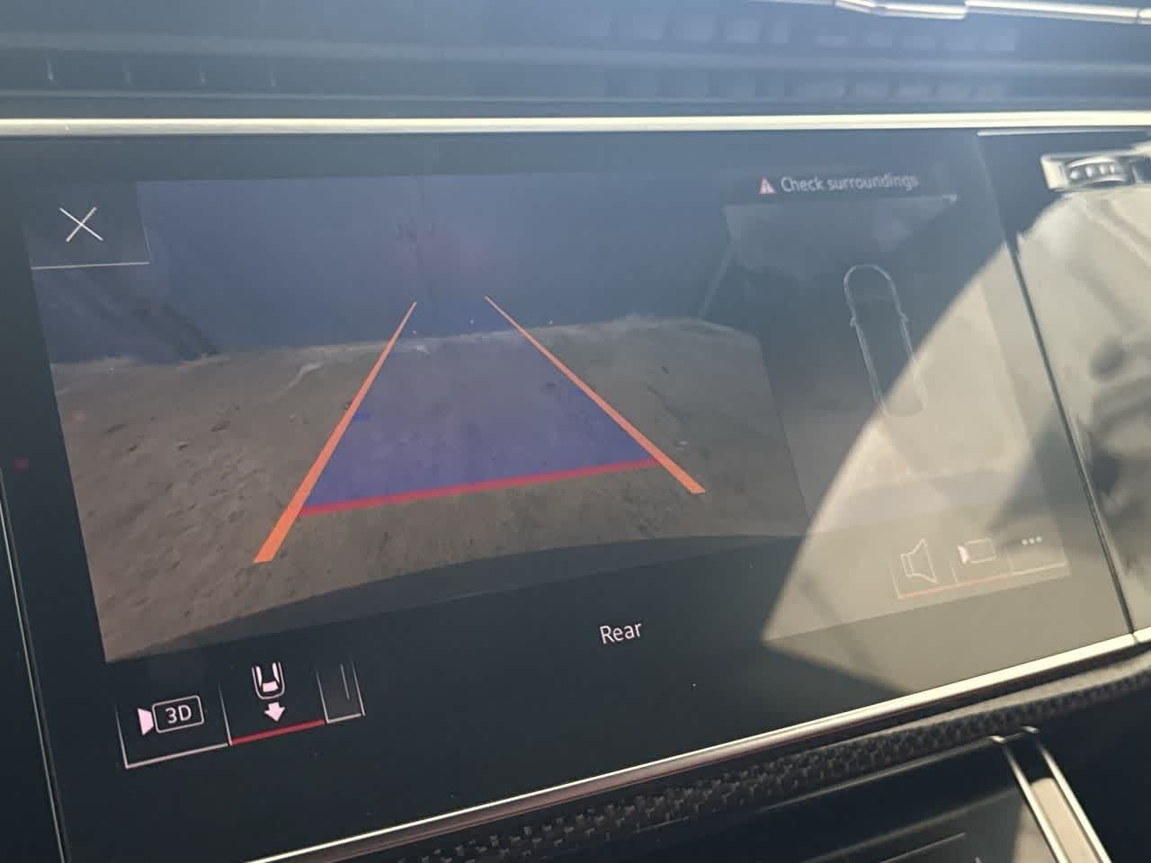 Thumbnail: 2023 Audi SQ8 - 19
