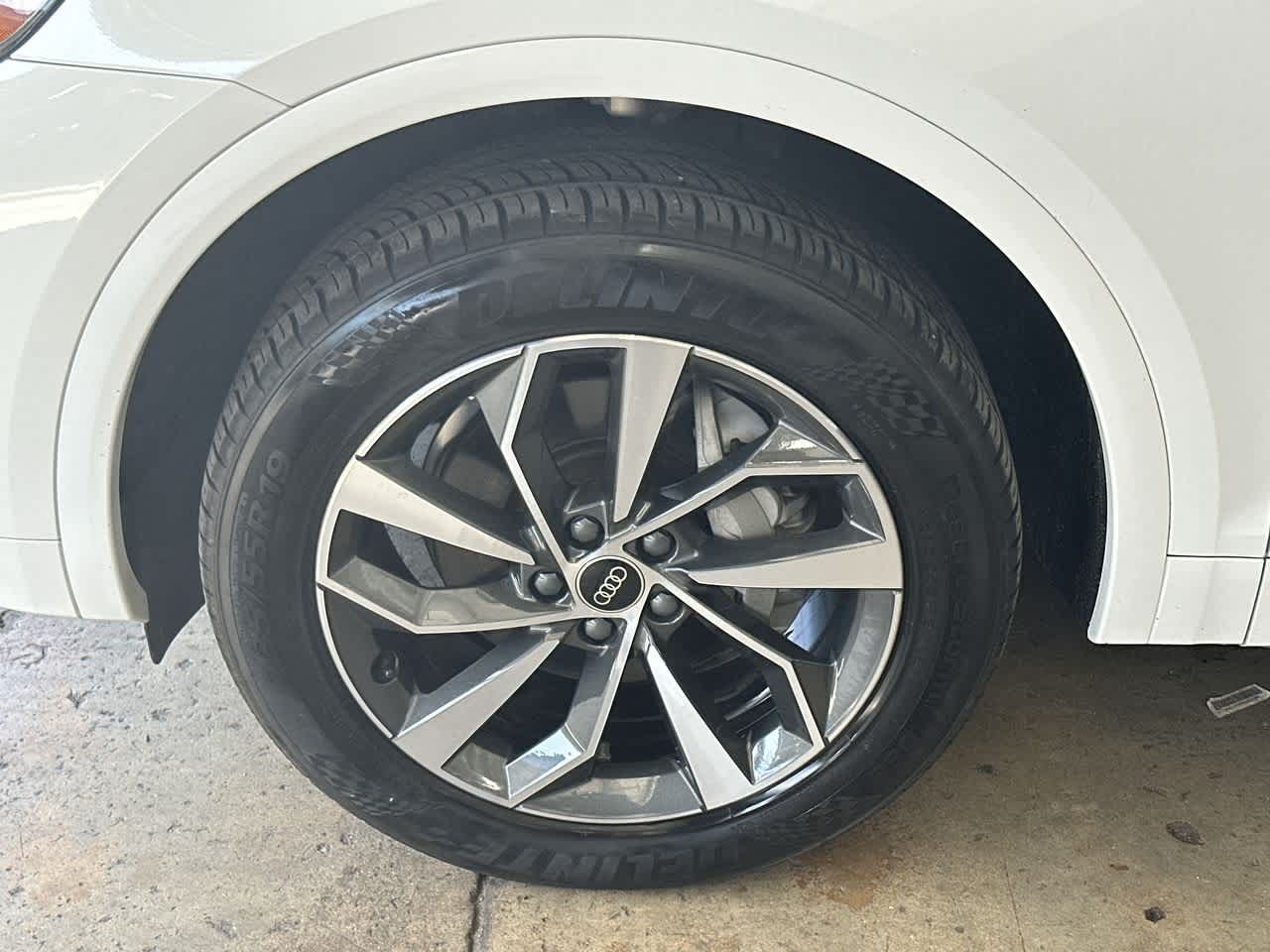 Thumbnail: 2024 Audi Q5 - 11