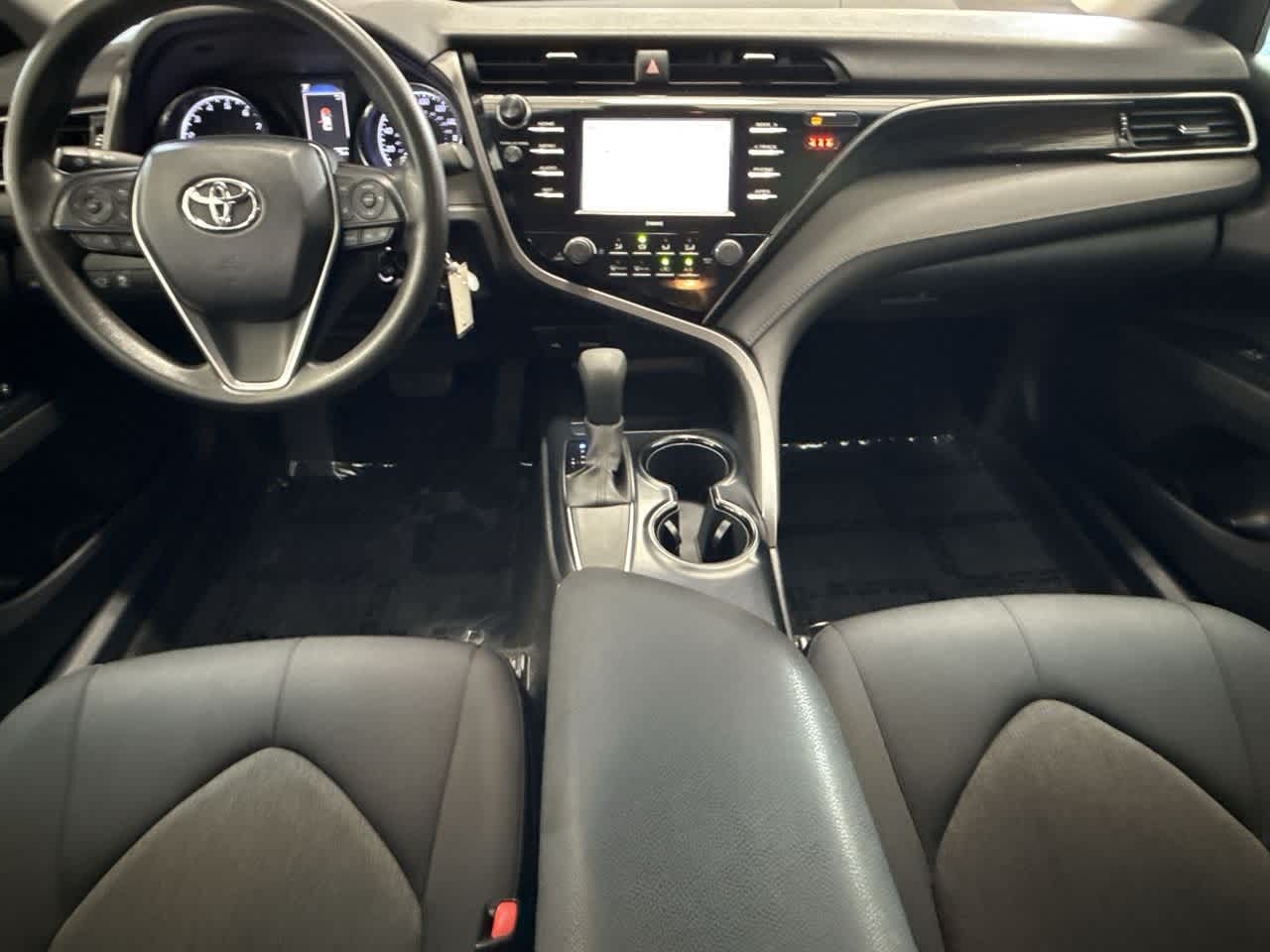 Thumbnail: 2020 Toyota Camry - 24