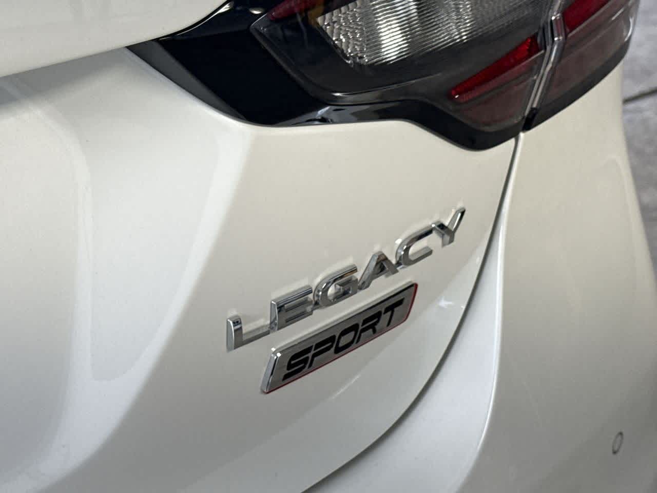 Thumbnail: 2025 Subaru Legacy - 10