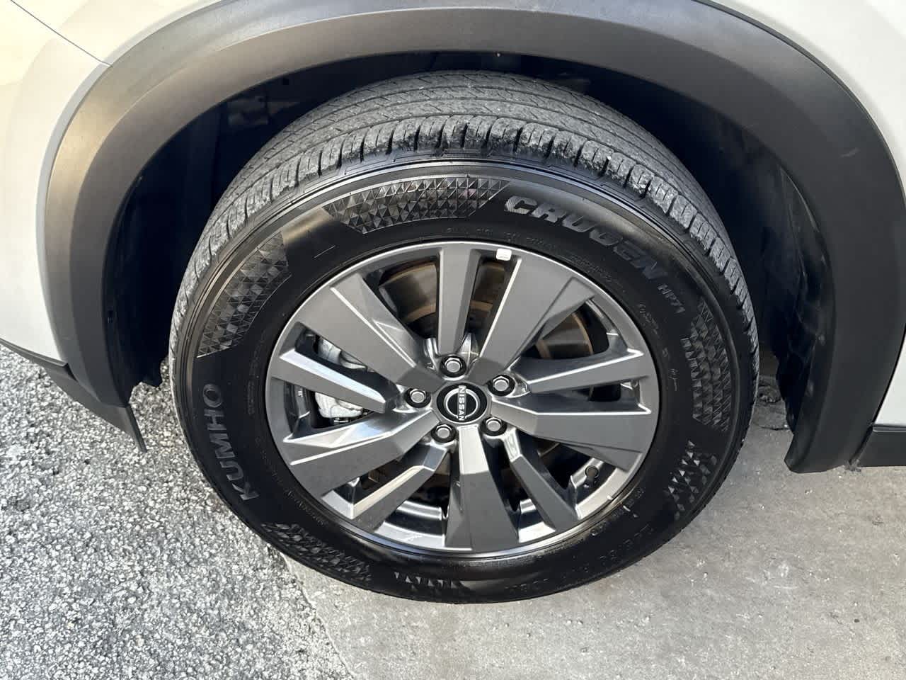 Thumbnail: 2024 Nissan Pathfinder - 11