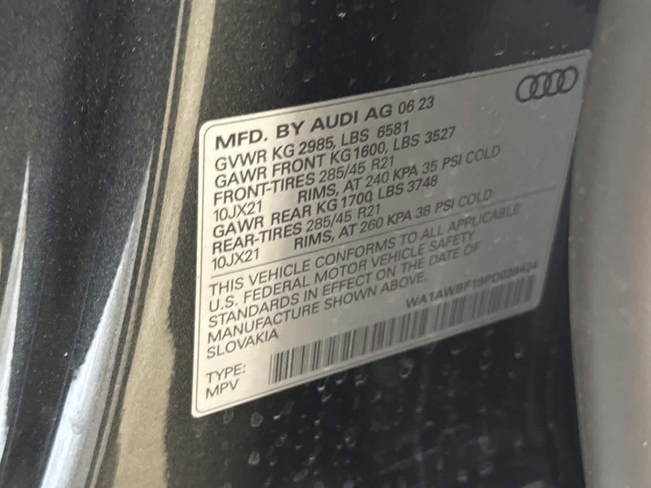Thumbnail: 2023 Audi SQ8 - 29