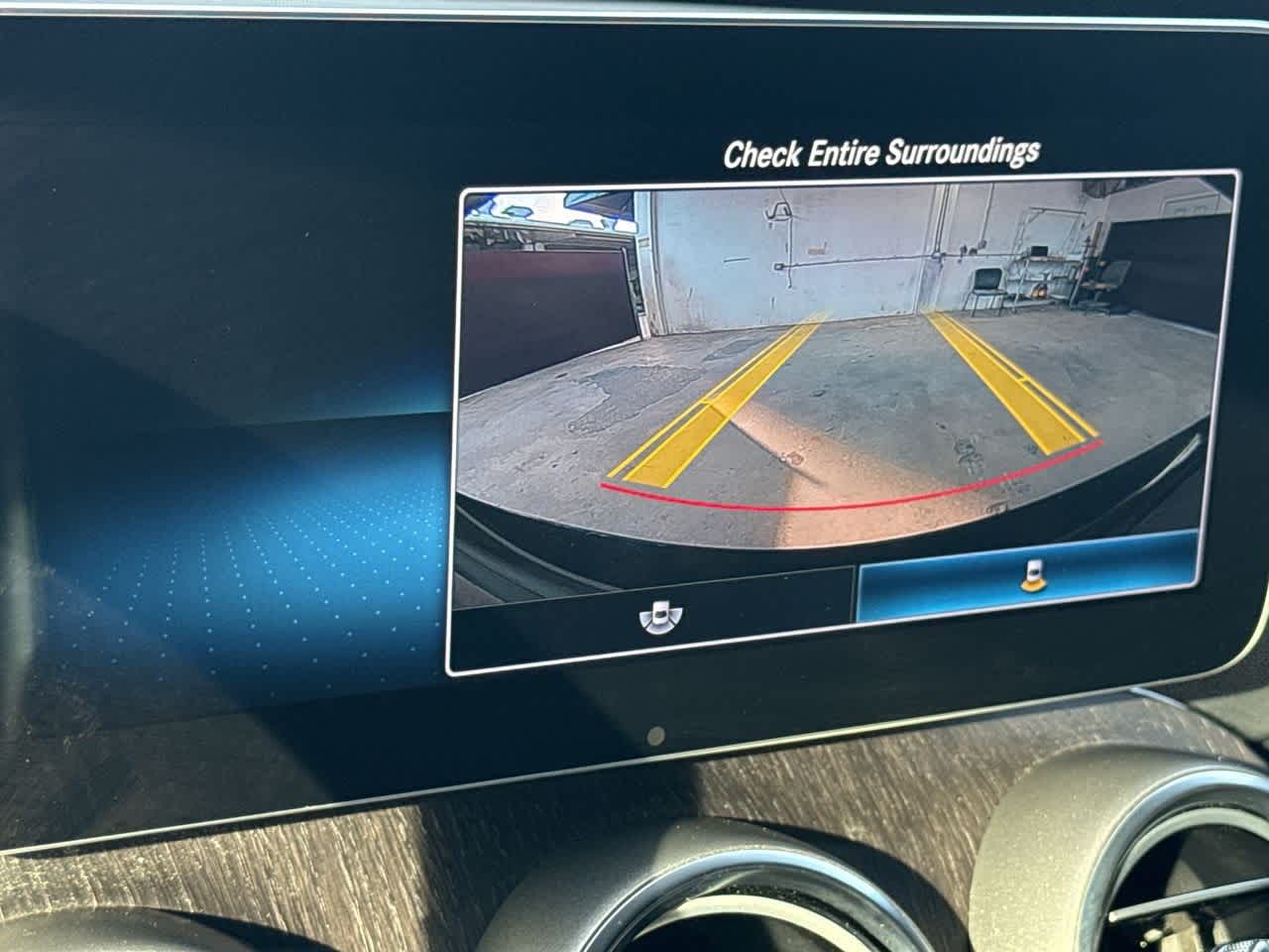 Thumbnail: 2020 Mercedes-Benz C-Class - 19