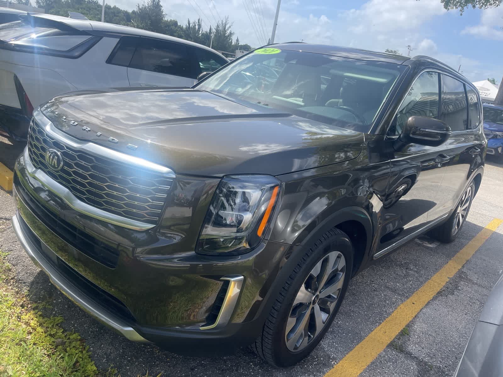 Thumbnail: 2021 Kia Telluride - 7