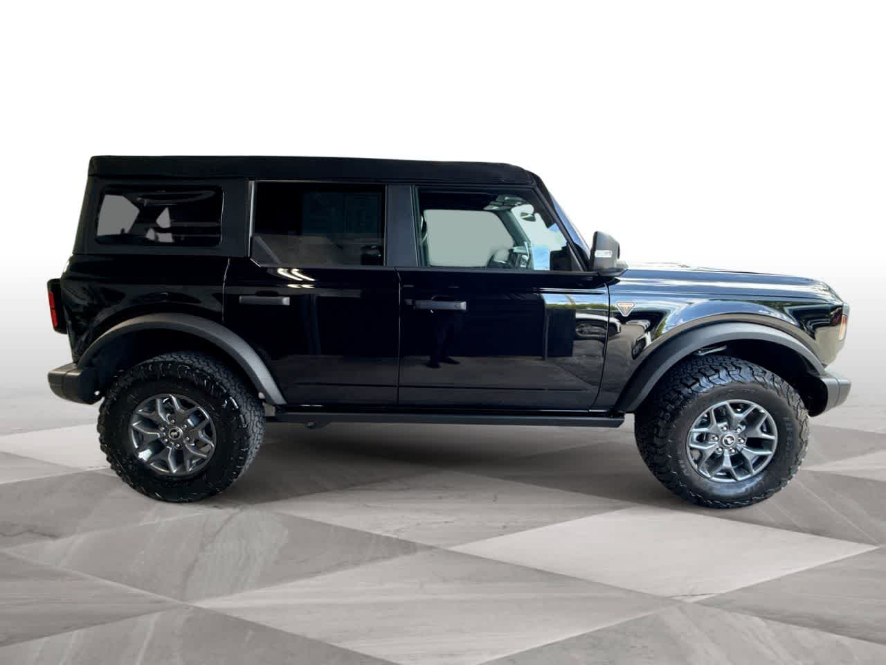 Thumbnail: 2025 Ford Bronco - 9