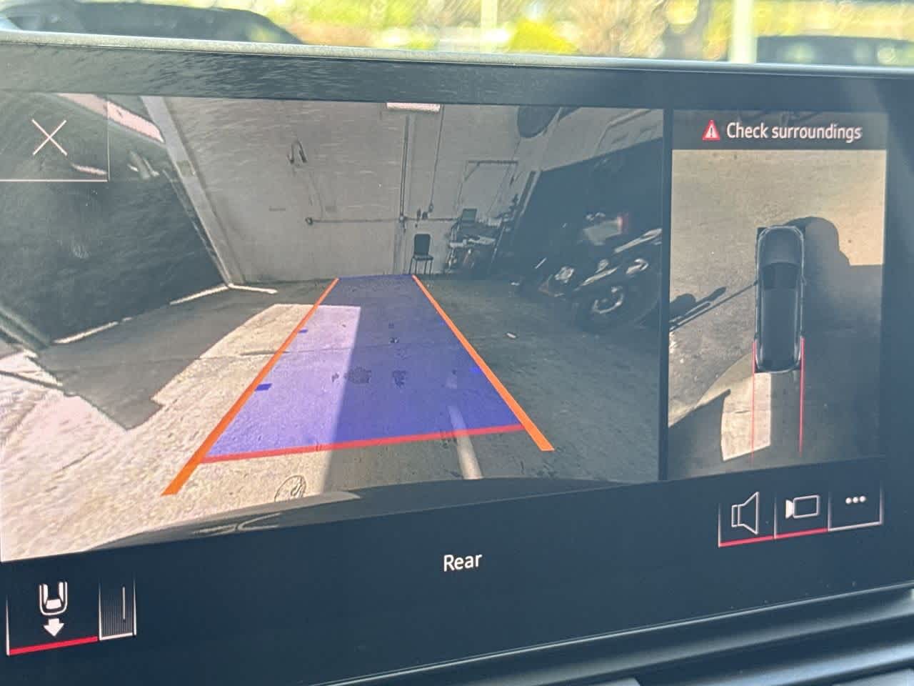 Thumbnail: 2023 Audi Q5 - 19