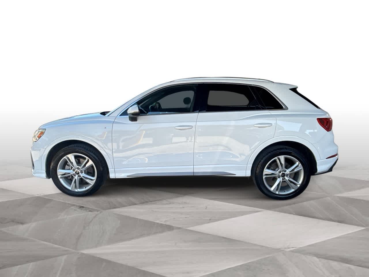 Thumbnail: 2024 Audi Q3 - 5