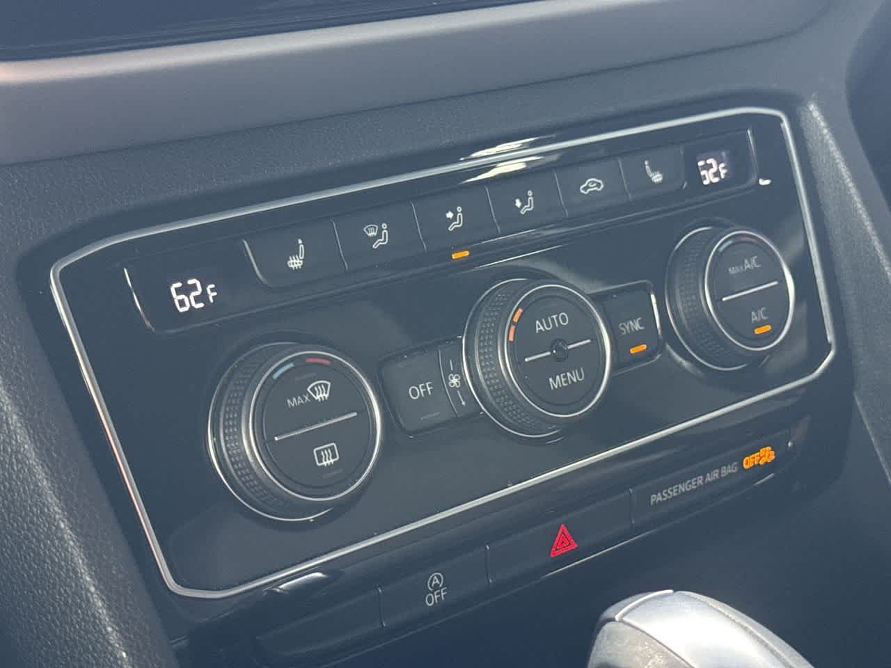 Thumbnail: 2023 Volkswagen Atlas - 20