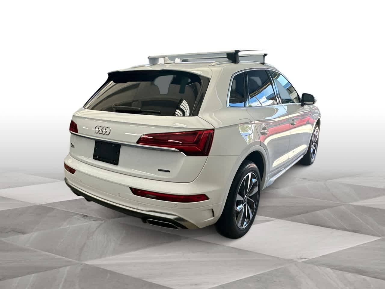 Thumbnail: 2024 Audi Q5 - 8