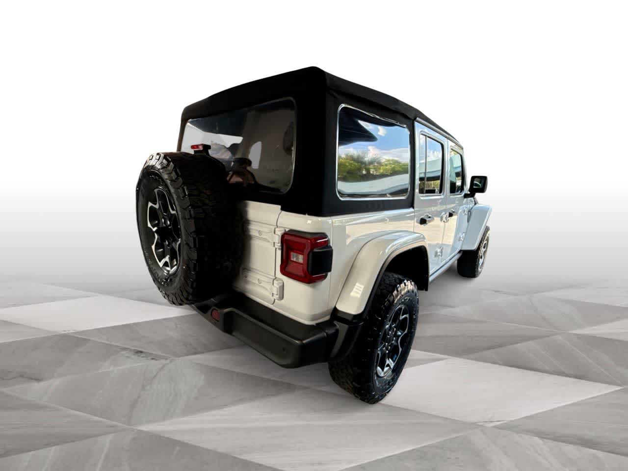 Thumbnail: 2022 Jeep Wrangler - 8